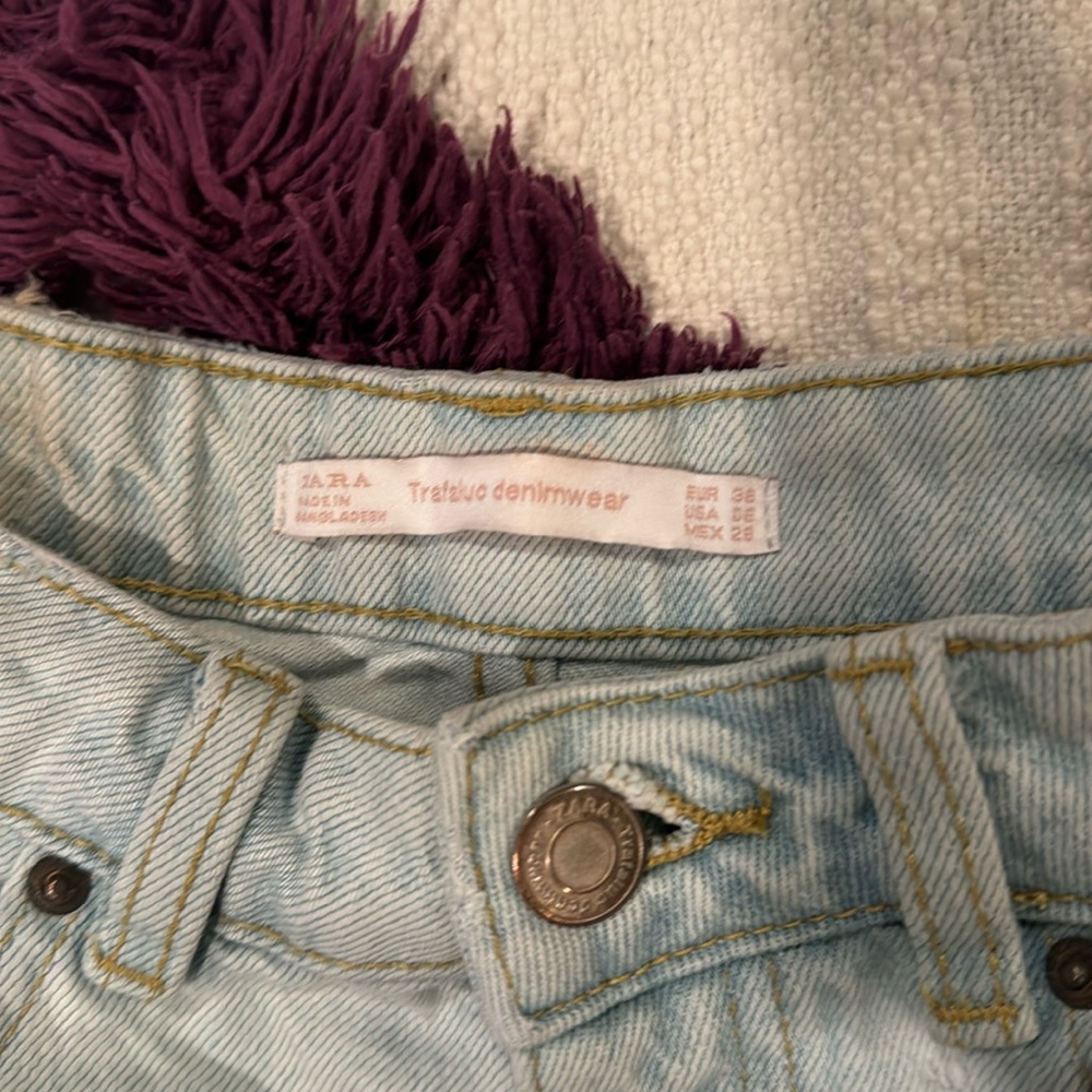 Zara distressed denim  shorts